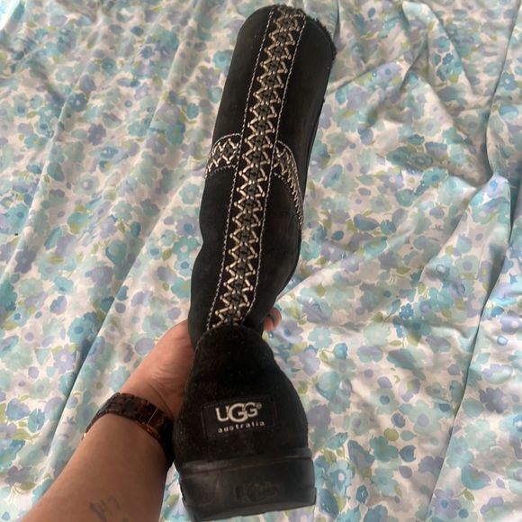 Women’s Tall Black Uggs - Picture 4 of 6